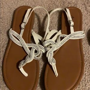 american eagle sandals